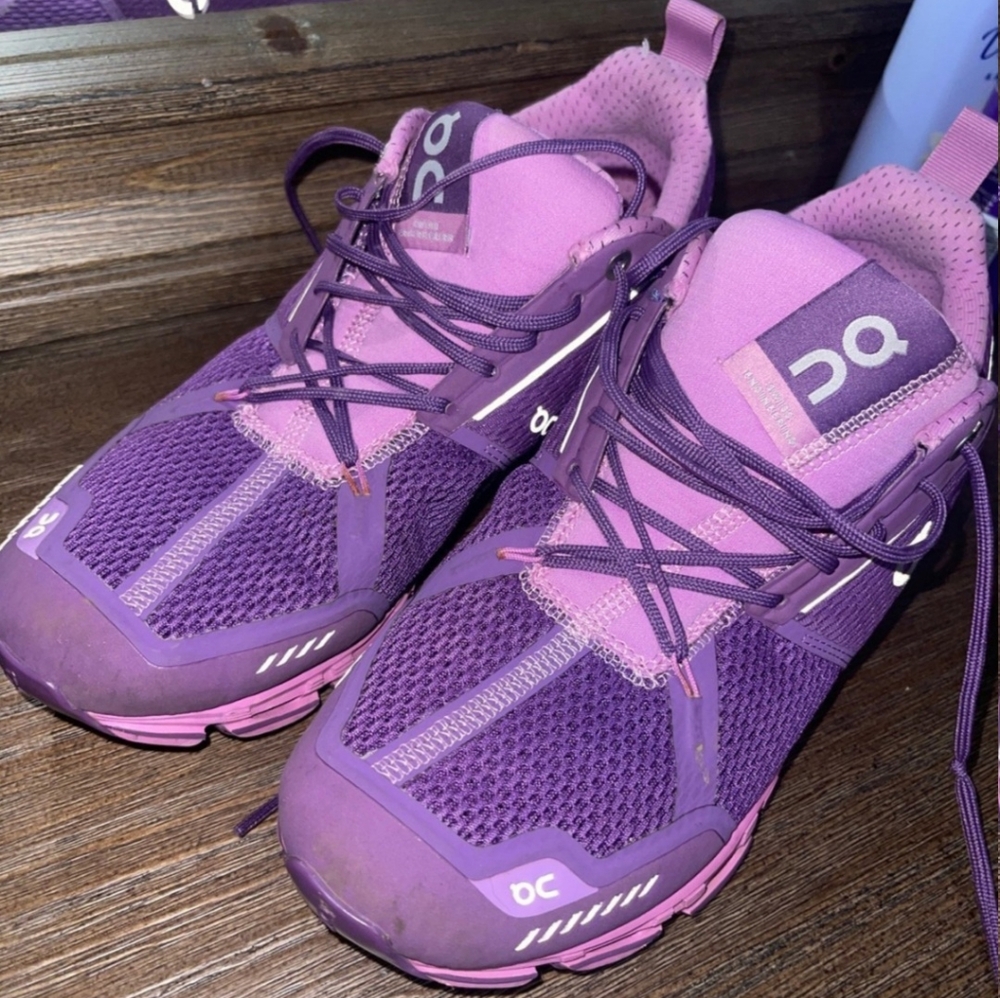 Womens On Cloudflyer SneakersSize 9.5